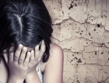 Φρίκη στην Άμφισσα: Βίαζε την κόρη του και την άφησε έγκυο!